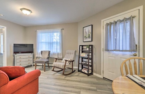 Manito Apartment | Centrally Located South Hill Apartment w/Smart TV