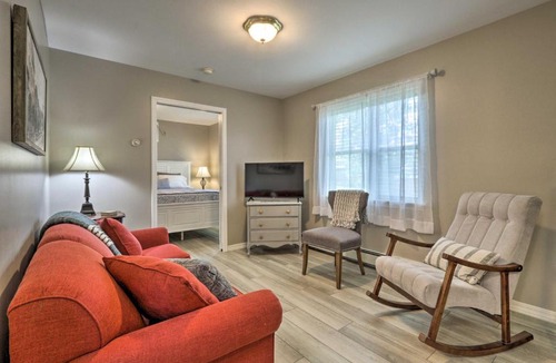Manito Apartment | Centrally Located South Hill Apartment w/Smart TV
