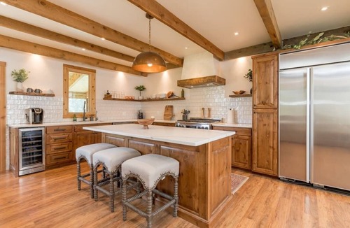 Hailey Ski Chalet | Chalet with private Pool, Hottub, and Sauna!