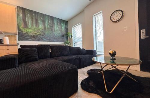 Downtown Des Moines Apartment | Charcoal Loft