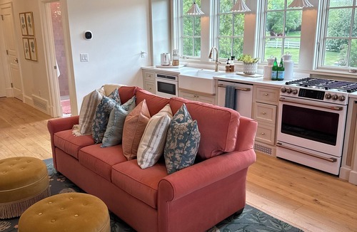 Fish Haven Apartment | Charming 1-bedroom studio cottage in delightful Fish Haven with AC