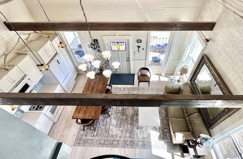 Humboldt County Cottage | Charming 2-bedroom Converted Schoolhouse with AC in Paradise Valley