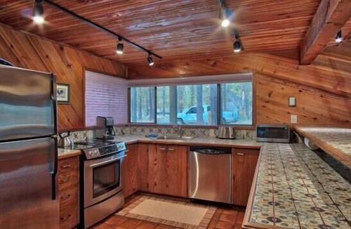 Black Butte Ranch House | Charming 3 bed/3 bath cabin