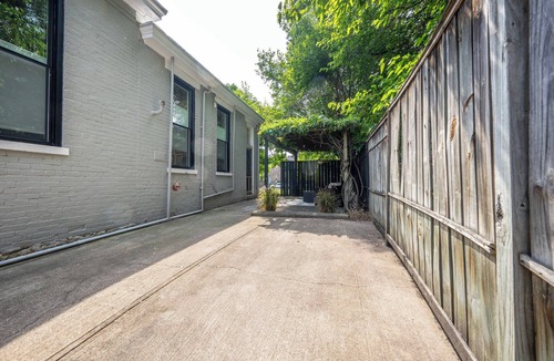 Covington House | Charming 3-bed church with natural light, historic charm in lovely Covington KY