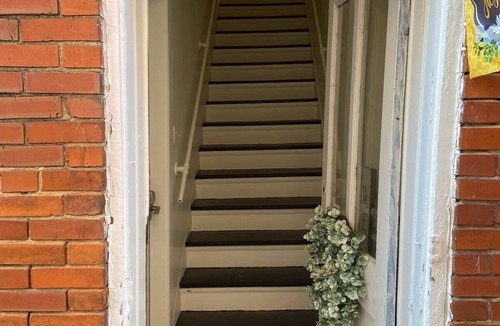 Nauvoo Apartment | Charming 3-bedroom apartment with WiFi, AC in welcoming Historic Nauvoo.