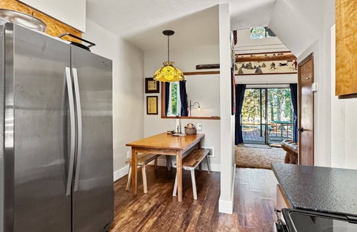 Tamarack Resort House | Charming 3-Bedroom Cabin Near Lake Cascade