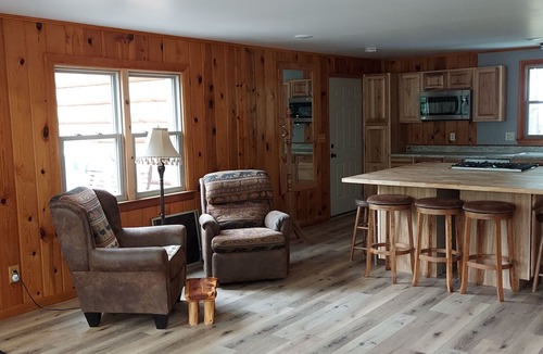 Caseville Township Cabin | Charming 3-bedroom cabin in the woods with beach access