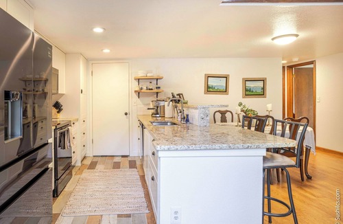 Gunbarrel Condo | Charming 3-bedroom condo with AC in Boulder
