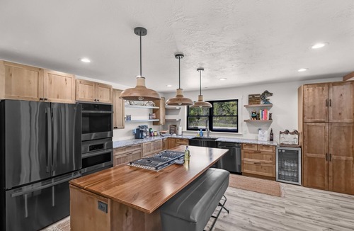 Lincoln House | Charming 3-bedroom house with AC and WiFi in Lincoln