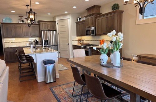 Southwest Ada County Alliance House | Charming 3-bedroom House in Superb Boise Neighborhood