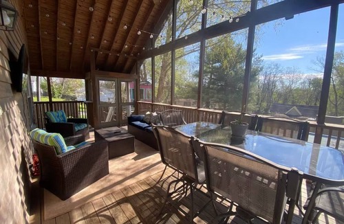 Midway House | Charming 3-bedroom house in Midway with screened in porch and salt water pool!