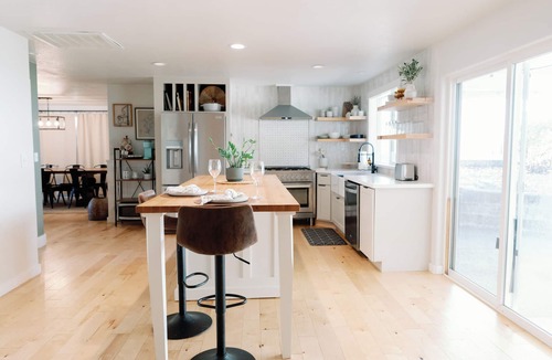 Redwood House | Charming 3-bedroom home in peaceful Grants Pass