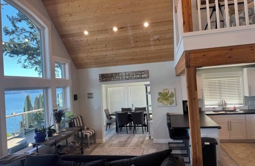 Coupeville House | Charming 3 bedroom waterfront in Coupeville, Wa