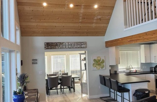 Coupeville House | Charming 3 bedroom waterfront in Coupeville, Wa