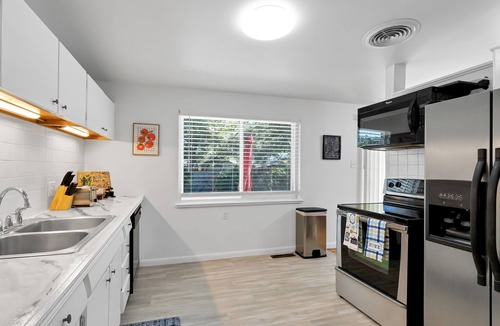 Alta Vista Area House | Charming 3BD - BBQ, Backyard - 1 Mile to Olde Town