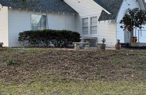 Marksville House | Charming 4-bedroom bed & breakfast in Marksville with AC, WiFi and full Kitchen.