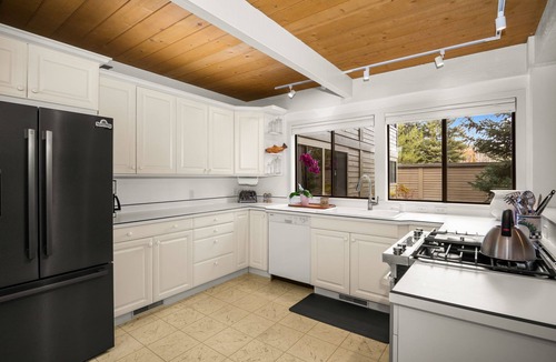 Elkhorn Condo | Charming 4 Bedroom Sun Valley Condo next to Sun Valley Lake