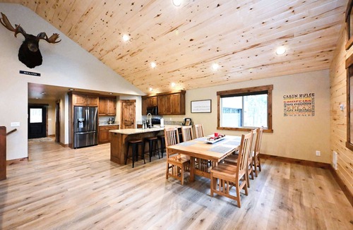 Island Park Cabin | Charming Cabin w/Hot Tub, 19 Miles to Yellowstone