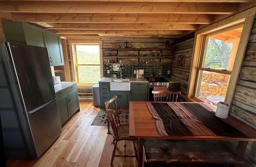 Ennis Cabin | Charming Cabin with Pond and Mountain Views near Downtown Ennis, Montana