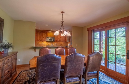 Tamarack Ski Chalet | Charming Chalet |Soaking Tub and Wood Fireplace