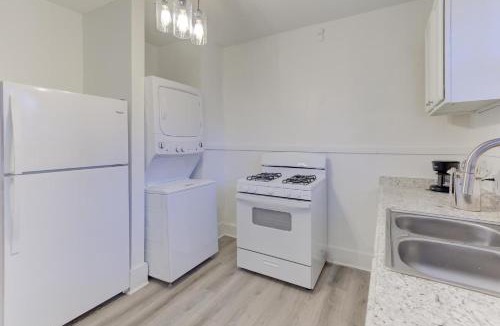 Cooper-Young Historic District Apartment | Charming Cooper-Young Flat in the Heart of Memphis
