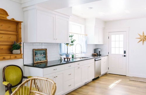Afton House | Charming cottage home in downtown Afton, walking distance to restaurants.