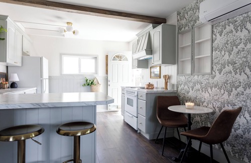 Boise Bench House | Charming Cottage on the Boise Bench. Minutes from downtown, BSU & the airport.