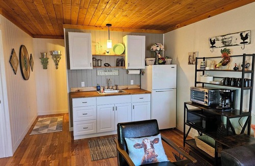 Grangeville Cottage | Charming Cottages - NEWLY REMODELED with BATHROOMS and KITCHENS