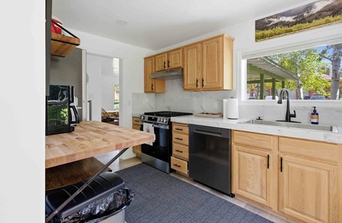 Ketchum Cottage | Charming Downtown Cottage | Patio & Prime Location