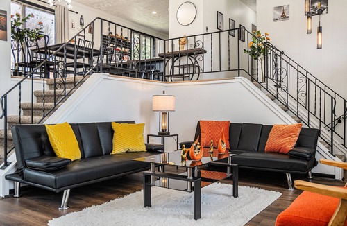 West Omaha House | Charming Elegance Getaway
