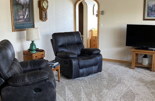 Freedom House | Charming home at the mouth of Jacknife Canyon in beautiful Star Valley