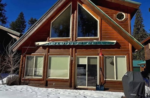 McCall House | Charming Home with Golf Course Views & Relaxing Vibes in McCall, Idaho