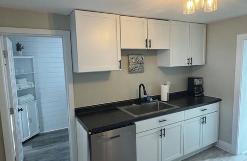 Creston House | Charming House on Spruce