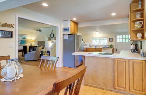 Indianola House | Charming Indianola Home: Walk to Town!