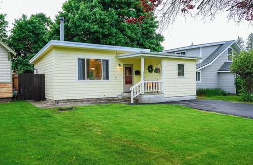Coeur d'Alene House | Charming Midtown Cottage | Walkable & Cozy