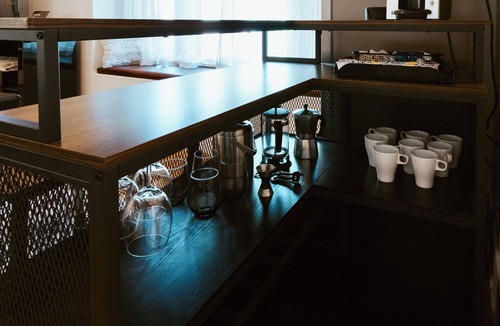 Moscow Apartment | Charming Moscow Bungalow-Wave Spa, Fire Pit & Walk to Downtown