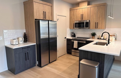 Vancouver House | Charming Newly Built 3-bedroom Home in Vancouver
