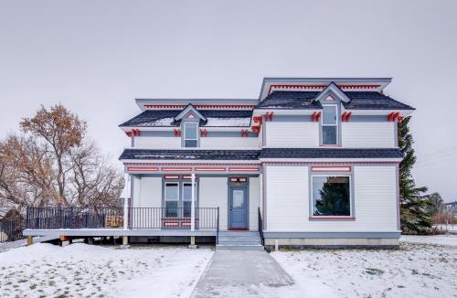 Stevensville House | Charming Stevensville Home w/Open Yard!