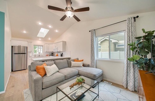 Sunset House | Charming Sunset Park Stay Near Parks & Greenbelt