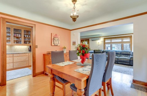 Greenwood Apartment | Charming Tudor-Style Apt Near Green Lake!