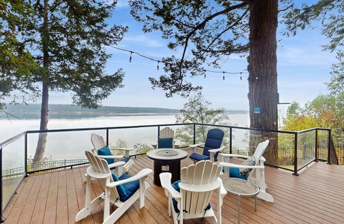 Freeland House | Charming waterfront home with fire pit and access to private beach