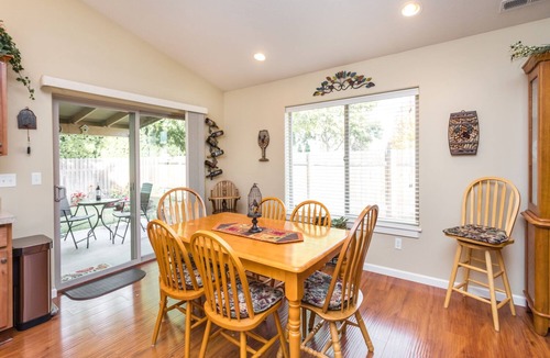 Walla Walla East House | Charming Wine Country Retreat! 4 Bedroom 2 Bath
