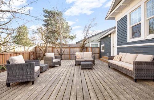 Newberg House | Chehalem Crest