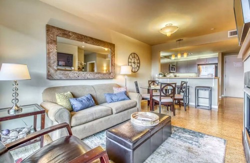 Chelan Condo | Chelan Resort Suites: Water Sunset #303
