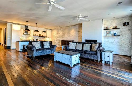 Helena Apartment | Cherry Street Luxury Apartment