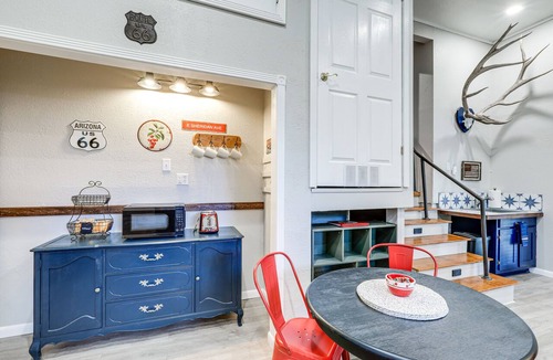 Williams Apartment | ‘Cherry Tree Studio’ Arizona Retreat Near Route 66