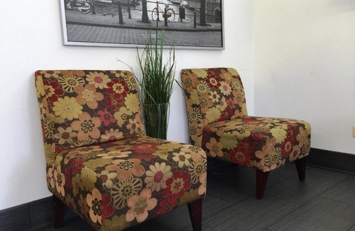 Hazelwood Hotel | Chestnut Tree Inn Portland Mall 205