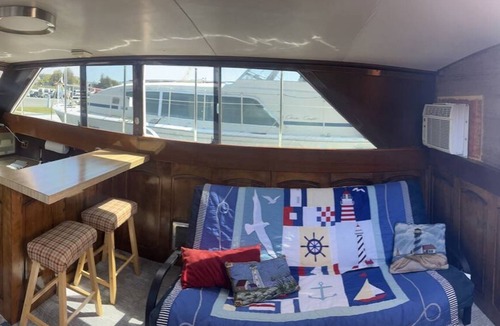 Mackinac Island Boat Rental | Chicago to Mack Race: Moored of Mackinac