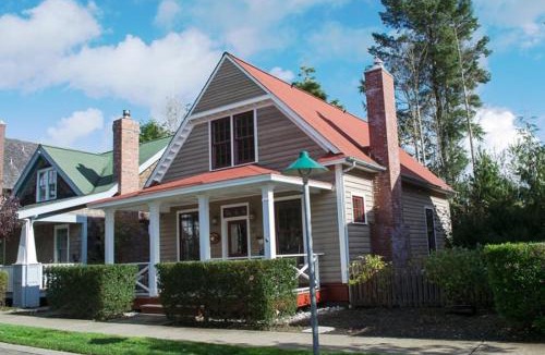 Seabrook House | Clamdigger Cottage by Seabrook Hospitality