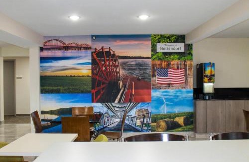 Bettendorf Hotel | Clarion Pointe Bettendorf - Quad Cities